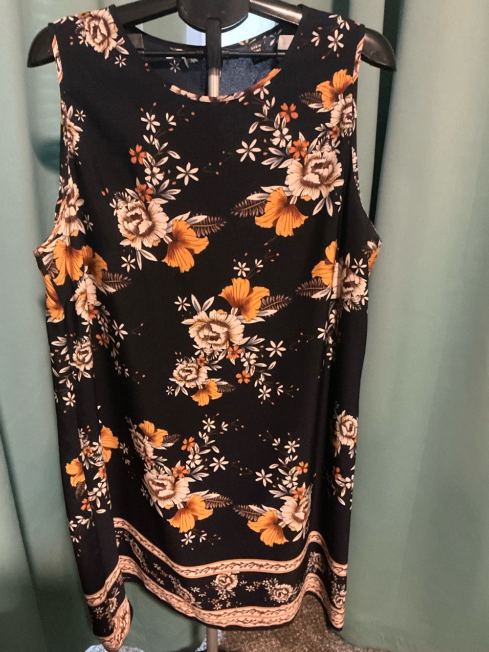 Women’s plus Sz 4X SHEIN Black Floral Dress with Coral & Tan Flowers